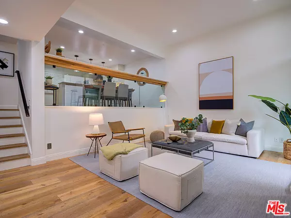 Marina Del Rey, CA 90292,4746 La Villa Marina #A