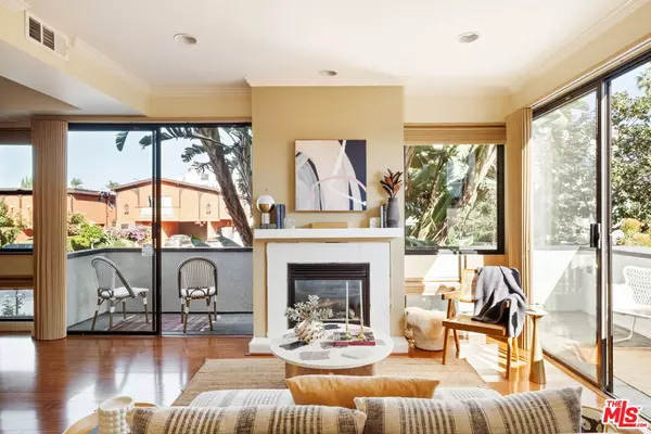 Los Angeles, CA 90034,3675 Keystone Ave #1