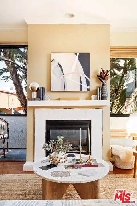 Los Angeles, CA 90034,3675 Keystone Ave #1