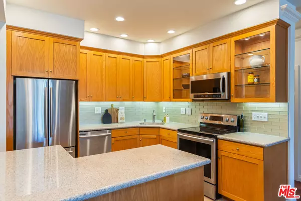 Santa Monica, CA 90403,900 Euclid St #108