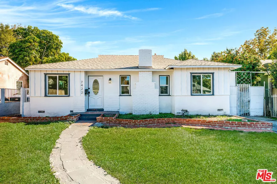 7422 Milwood Ave, Canoga Park, CA 91303