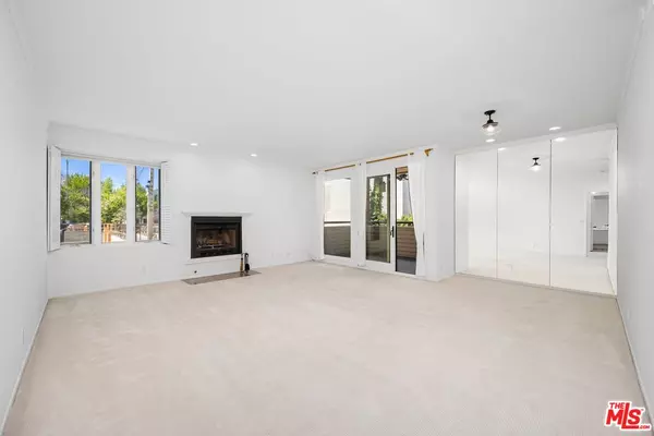 Los Angeles, CA 90025,1808 Manning Ave #103