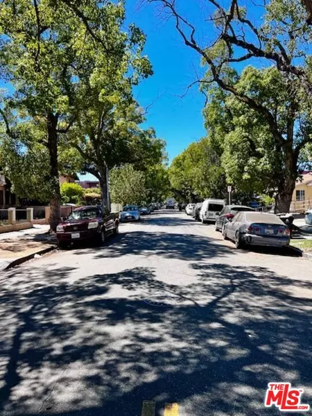 4103 S Hoover St, Los Angeles, CA 90037