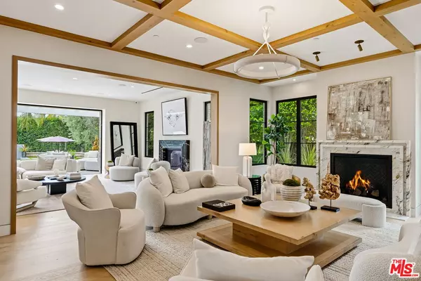 Pacific Palisades, CA 90272,1220 Corsica Dr