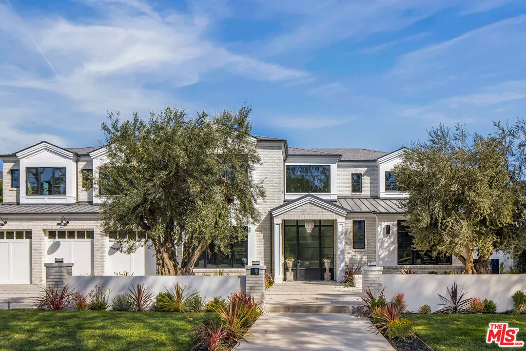 Pacific Palisades, CA 90272,1220 Corsica Dr