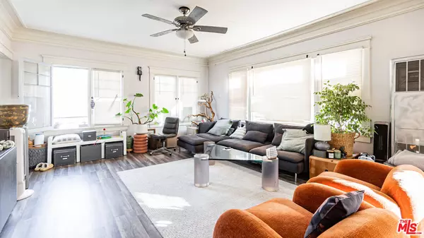 Long Beach, CA 90813,735 Locust Ave