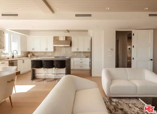 Los Angeles, CA 90024,10725 Ashton Ave #101