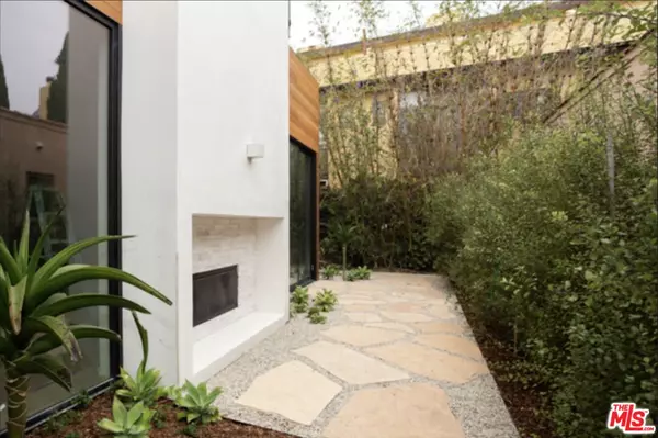 Santa Monica, CA 90405,1033 Grant St