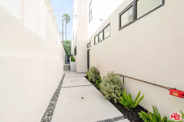 Venice, CA 90291,611 Broadway St