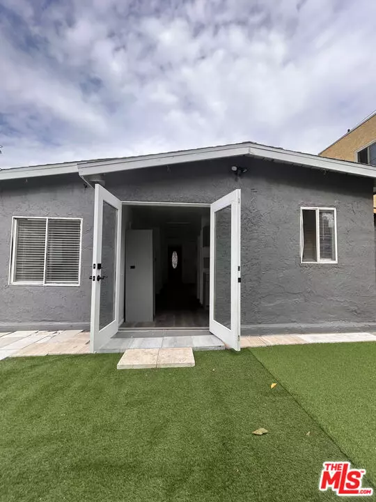 Los Angeles, CA 90042,5632 Baltimore St