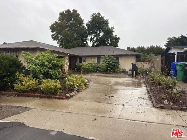 2927 Governor Dr, San Diego, CA 92122