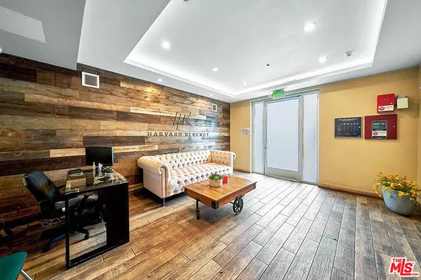 Los Angeles, CA 90006,1101 S Harvard Blvd #306