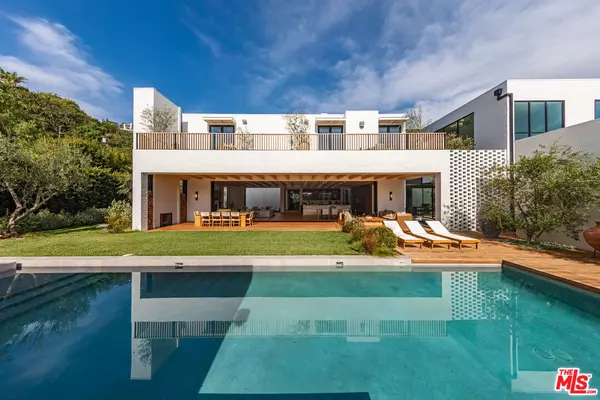 1307 N Doheny Dr, Los Angeles, CA 90069