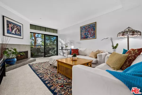 Beverly Hills, CA 90211,200 N Swall Dr #551