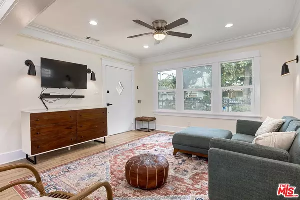 Los Angeles, CA 90062,1618 Middleton Pl