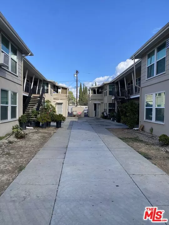 11903 Vanowen St, North Hollywood, CA 91605