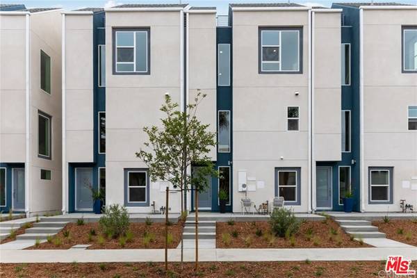 4821 Craner Ave, North Hollywood, CA 91601