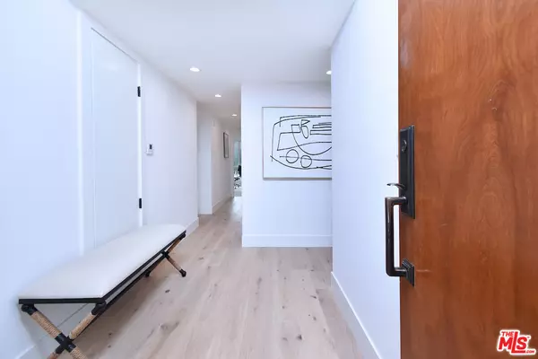 Studio City, CA 91604,11640 Woodbridge St #304