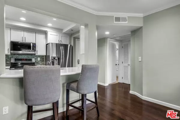 Pacific Palisades, CA 90272,501 Palisades Dr #221