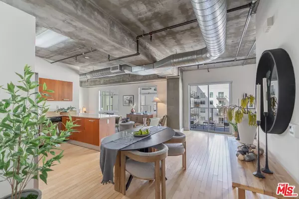 Los Angeles, CA 90015,645 W 9th St #618