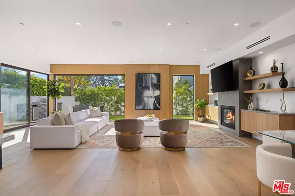 3021 Stanford Ave, Marina Del Rey, CA 90292