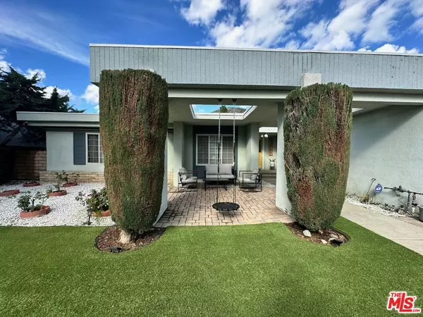 Sylmar, CA 91342,13735 Aldergrove St