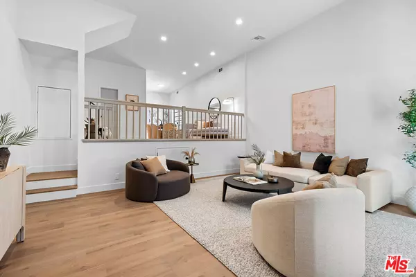 Marina Del Rey, CA 90292,3516 Via Dolce