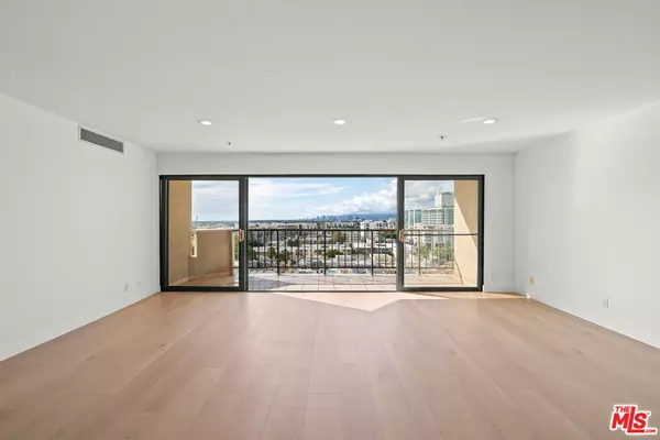 Los Angeles, CA 90005,727 S Ardmore Ave #1002