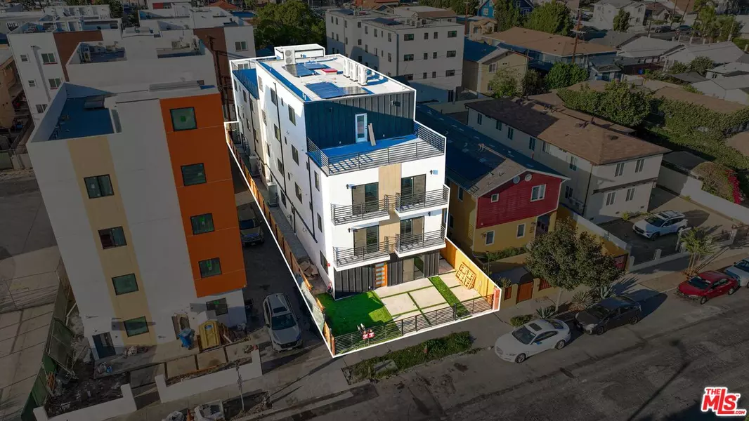 1359 W 35th Pl, Los Angeles, CA 90007