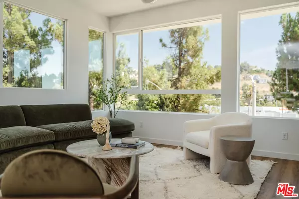 Los Angeles, CA 90065,3860 N Riley Ln