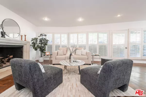 Beverly Hills, CA 90210,2559 HUTTON DR