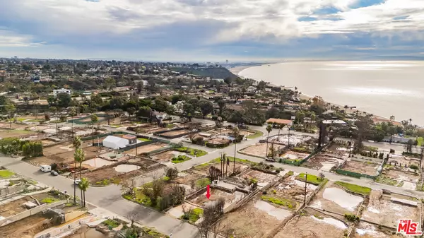 Pacific Palisades, CA 90272,16910 Bollinger Dr