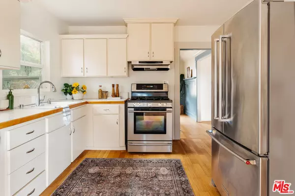 Los Angeles, CA 90041,1207 Oak Grove Dr