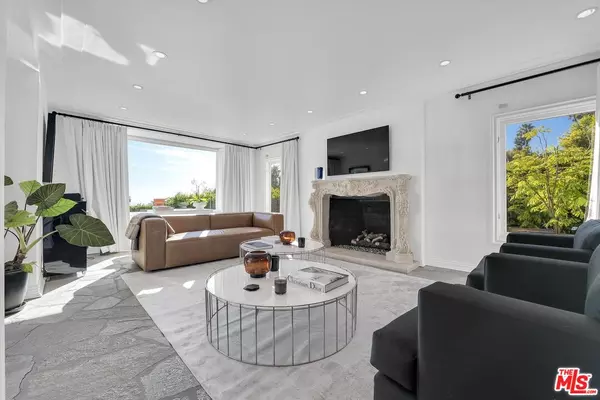 Beverly Hills, CA 90210,1300 Summitridge Dr