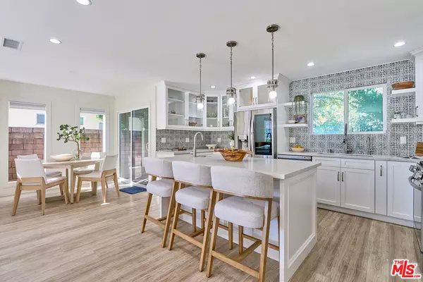 Burbank, CA 91505,4211 W Woodland Ave