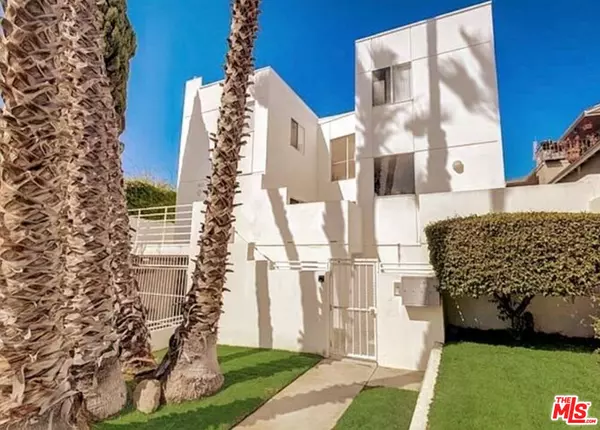 1823 20th St #102, Santa Monica, CA 90404