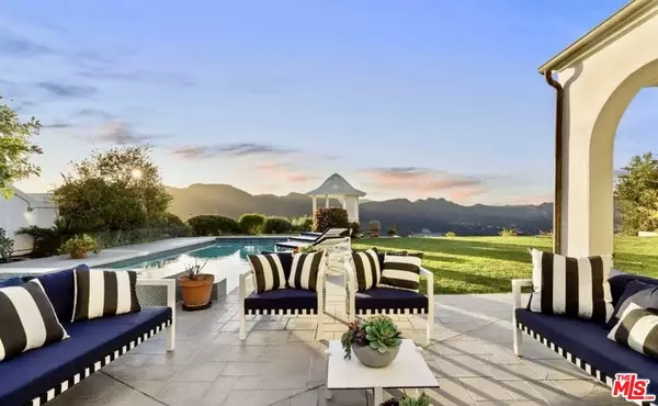 Pacific Palisades, CA 90272,16866 Charmel Ln