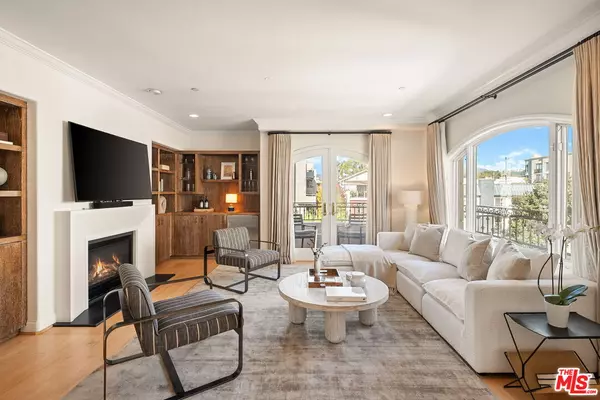 11916 Gorham Ave #302, Los Angeles, CA 90049