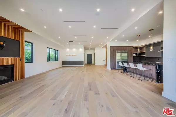 Venice, CA 90291,3932 Glencoe Ave