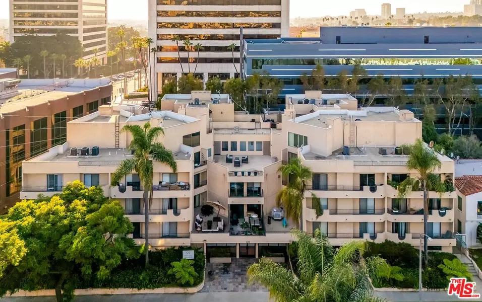 1633 S Bentley Ave #204, Los Angeles, CA 90025