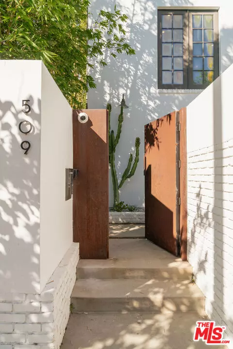 Venice, CA 90291,509 Santa Clara Ave