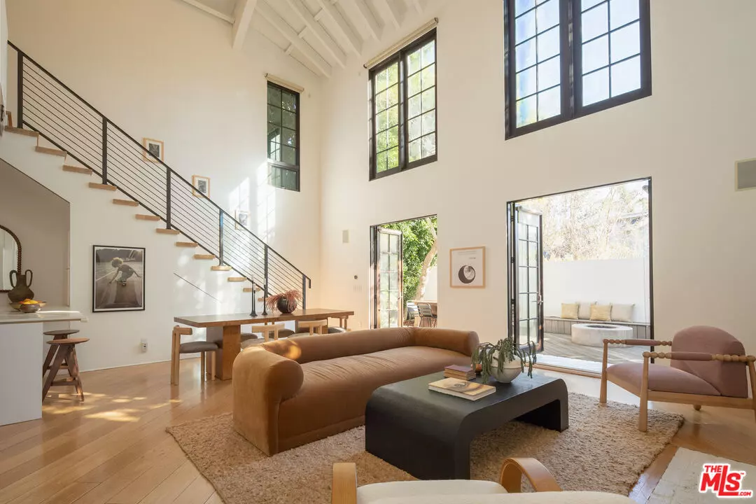 Venice, CA 90291,509 Santa Clara Ave