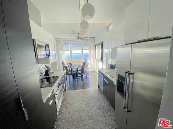 Malibu, CA 90265,18065 Coastline Dr #1