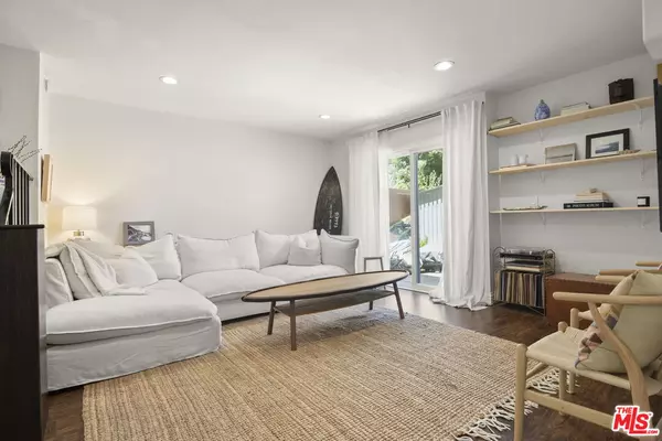 Agoura Hills, CA 91301,27462 Country Glen Rd