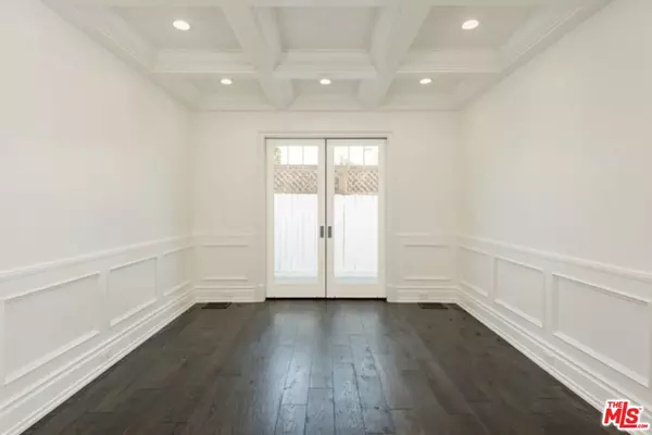 Los Angeles, CA 90064,10338 Keswick Ave