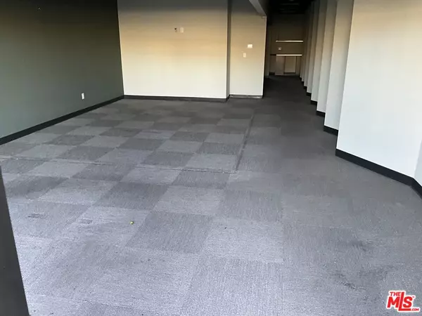 Apple Valley, CA 92307,17995 Us Highway 18 #1 & 4