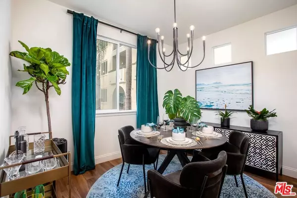 Playa Vista, CA 90094,5710 Crescent Park E #447