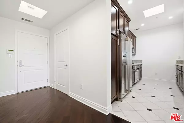 Studio City, CA 91604,4424 Whitsett Ave #309