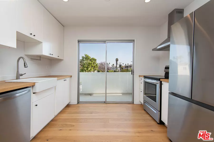 5935 Chula Vista Way #102, Los Angeles, CA 90068