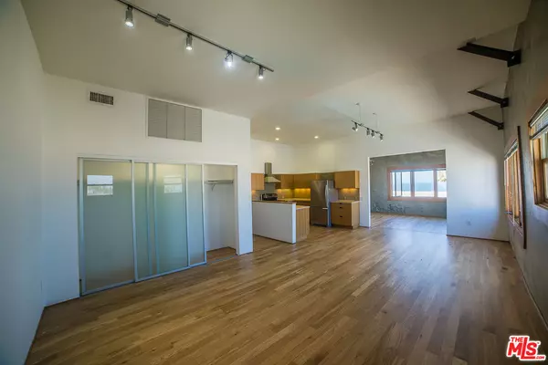 Venice, CA 90291,8 Brooks Ave #12